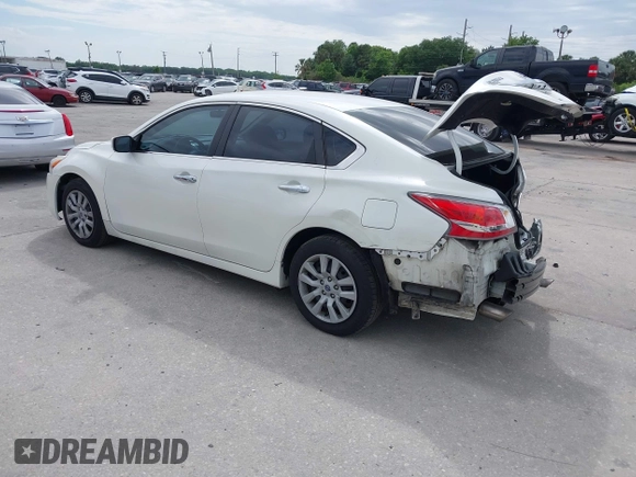 2015 Nissan Altima 2.5 z VIN 1N4AL3AP9FC212952, wystawiony jako IAAI lot #41953425 z przebiegiem 104 139 mil mil oraz . Historia ofert i sprzedaży dostępna na DreamBid. Obrazek 3.