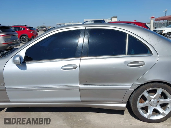 2005 Mercedes-Benz C 230 Kompressor with VIN WDBRF40J85A801605, listed as a IAAI auction lot 41751178 with 223,512 mi miles and . Bid and sale history available at DreamBid. Image 14.