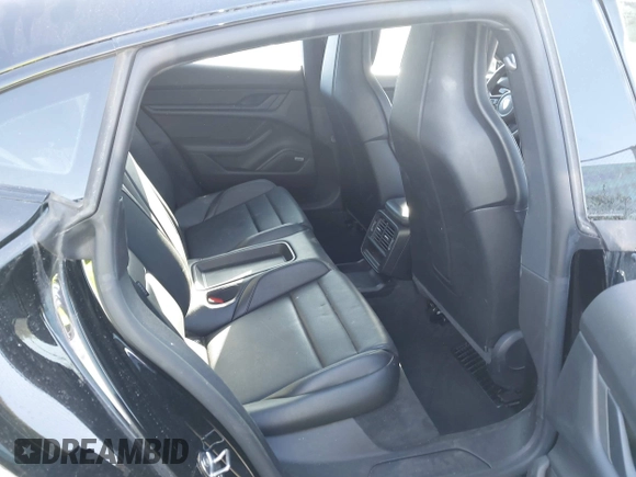 2022 Porsche Taycan z VIN WP0AA2Y10NSA11640, wystawiony jako IAAI lot #41215410 z przebiegiem 25 749 mil mil oraz . Historia ofert i sprzedaży dostępna na DreamBid. Obrazek 8.