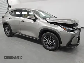2024 Lexus NX 350h Luxury z VIN 2T2HKCEZ1RC028250, wystawiony jako Copart lot #43834705 z przebiegiem 13 569 mil mil oraz Czysty tytuł • Clean title. Historia ofert i sprzedaży dostępna na DreamBid. Obrazek 4.