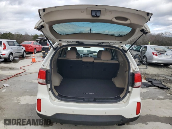 2015 Kia Sorento LX with VIN 5XYKT3A68FG595316, listed as a Copart auction lot 44363615 with 192,193 mi miles and Salvage Title. Bid and sale history available at DreamBid. Image 6.
