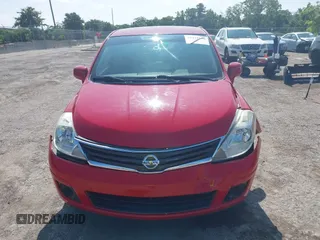 2012 Nissan Versa S z VIN 3N1BC1CP8CK274335, wystawiony jako IAAI lot #42418108 z przebiegiem 55 814 mil mil oraz . Historia ofert i sprzedaży dostępna na DreamBid. Obrazek 12.