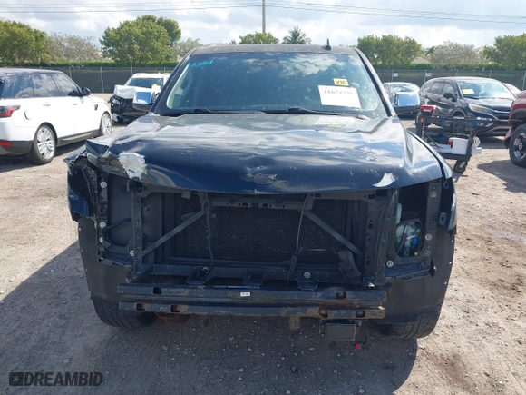 2015 Chevrolet Tahoe LTZ with VIN 1GNSCCKC7FR746028, listed as a IAAI auction lot 41674775 with 198,067 mi miles. Bid and sale history available at carsss.com. Image 13.