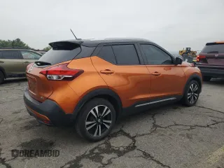 2019 Nissan Kicks S z VIN 3N1CP5CU2KL491930, wystawiony jako Copart lot #61214685 z przebiegiem 83 965 mil mil oraz Szkoda całkowita • Salvage title. Historia ofert i sprzedaży dostępna na DreamBid. Obrazek 3.