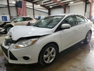 2013 Ford Focus SE with VIN 1FADP3F2XDL182243, listed as a Copart auction lot 52684545 with 66,705 mi miles and Salvage Title. Bid and sale history available at carsss.com. Image 1.