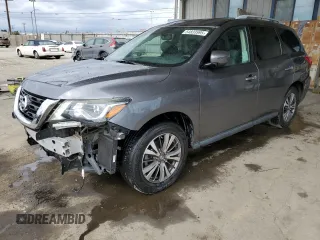 2018 Nissan Pathfinder SV z VIN 5N1DR2MN2JC662179, wystawiony jako Copart lot #54833995 z przebiegiem 61 321 mil mil oraz Szkoda całkowita • Salvage title. Historia ofert i sprzedaży dostępna na DreamBid. Obrazek 1.