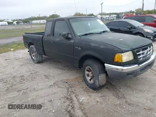 2001 Ford Ranger XLT Appearance with VIN 1FTYR14E01PA31441, listed as a IAAI auction lot 41654167 with 137,033 mi miles. Bid and sale history available at carsss.com. Image 1.