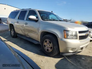 2007 Chevrolet Suburban LT with VIN 1GNFC16007R274939, listed as a Copart auction lot 88942865 with 240,905 mi miles and Salvage Title. Bid and sale history available at carsss.com. Image 4.
