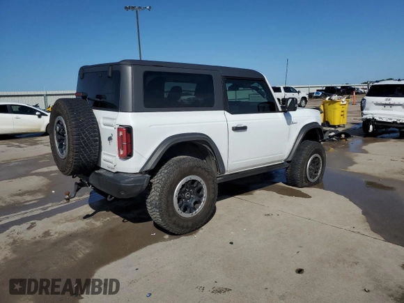 2021 Ford Bronco с VIN 1FMDE5CP3MLB04071, выставлен на аукционе Copart как лот 54220505 с пробегом 28 385 миль миль и Списание • Salvage title. История ставок и продаж доступна на DreamBid. Изображение 3.