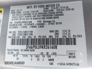 2019 Ford Fusion SE with VIN 3FA6P0LU9KR261608, listed as a IAAI auction lot 41610090 with Not Provided miles. Bid and sale history available at carsss.com. Image 9.