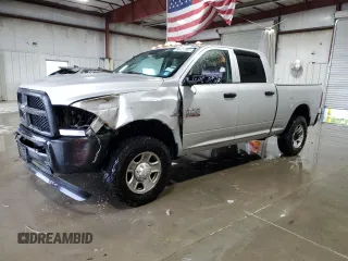 2018 Ram 2500 Tradesman z VIN 3C6UR5CL8JG359921, wystawiony jako Copart lot #56121065 z przebiegiem 116 509 mil mil oraz Szkoda całkowita • Salvage title. Historia ofert i sprzedaży dostępna na DreamBid. Obrazek 1.