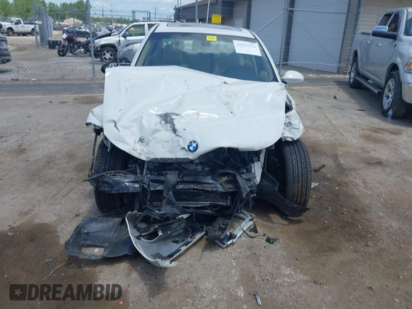 2006 BMW 3 Series 325xi with VIN WBAVD13556KV10507, listed as a IAAI auction lot 42515516 with 159,034 mi miles and . Bid and sale history available at DreamBid. Image 12.