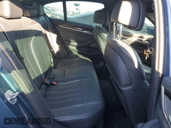 2023 BMW 5 Series M550i xDrive with VIN WBA13BK08PCN51125, listed as a Copart auction lot 76781294 with 8,855 mi miles and Non repairable. Bid and sale history available at DreamBid. Image 10.