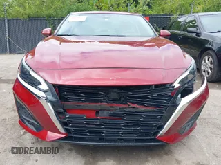 2023 Nissan Altima SL with VIN 1N4BL4EV6PN335147, listed as a IAAI auction lot 40036724 with 31,912 mi miles and . Bid and sale history available at DreamBid. Image 12.