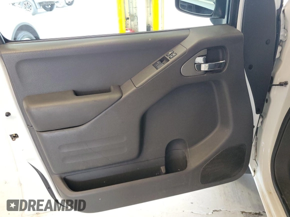 2018 Nissan Frontier Pro-4X with VIN 1N6AD0CWXJN762195, listed as a IAAI auction lot 42677692 with 136,820 mi miles and . Bid and sale history available at DreamBid. Image 5.