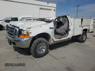 2001 Ford F-250 XL z VIN 1FTNF21L61EB35495, wystawiony jako Copart lot #64000984 z przebiegiem 168 872 mil mil oraz Szkoda całkowita • Salvage title. Historia ofert i sprzedaży dostępna na DreamBid. Obrazek 1.