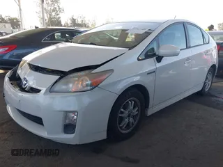 2010 Toyota Prius II with VIN JTDKN3DU9A0064015, listed as a IAAI auction lot 41967100 with 173,526 mi miles and . Bid and sale history available at carsss.com. Image 2.