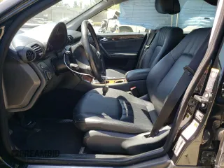 2007 Mercedes-Benz C 280 Luxury with VIN WDBRF92H97F921605, listed as a Copart auction lot 54670135 with 144,373 mi miles and Salvage title. Bid and sale history available at DreamBid. Image 7.