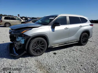 2023 Toyota Highlander L with VIN 5TDKDRAHXPS039661, listed as a Copart auction lot 49367645 with 19,184 mi miles and Salvage Title. Bid and sale history available at carsss.com. Image 1.