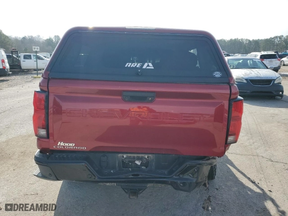 2023 Chevrolet Colorado 4WD Z71 with VIN 1GCPTDEK4P1213092, listed as a Copart auction lot 43125985 with 56,641 mi miles and Salvage Title. Bid and sale history available at carsss.com. Image 6.