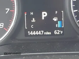 2015 Mitsubishi Outlander GT z VIN JA4JZ4AX8FZ002364, wystawiony jako IAAI lot #42187976 z przebiegiem 144 447 mil mil oraz . Historia ofert i sprzedaży dostępna na DreamBid. Obrazek 15.