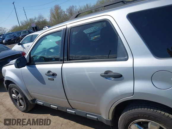 2012 Ford Escape XLT с VIN 1FMCU0DG9CKB65610, выставлен на аукционе IAAI как лот 41972242 с пробегом 179 374 миль миль и . История ставок и продаж доступна на DreamBid. Изображение 14.