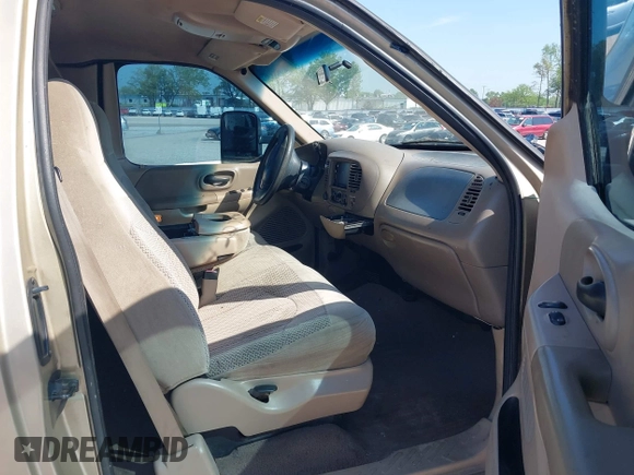 2000 Ford F-150 XL with VIN 1FTRX18L7YNA42980, listed as a IAAI auction lot 42273446 with 208,563 mi miles and . Bid and sale history available at DreamBid. Image 5.