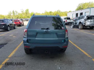 2010 Subaru Forester X Premium с VIN JF2SH6CC3AG759729, выставлен на аукционе IAAI как лот 42384835 с пробегом 226 954 миль миль и . История ставок и продаж доступна на DreamBid. Изображение 17.