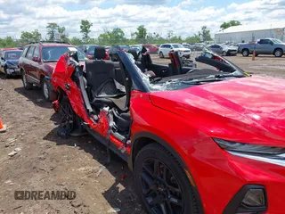 2019 Chevrolet Blazer z VIN 3GNKBBRA8KS689220, wystawiony jako IAAI lot #42340406 z przebiegiem 91 187 mil mil oraz . Historia ofert i sprzedaży dostępna na DreamBid. Obrazek 6.