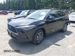 2025 Toyota Corolla Cross XLE with VIN 7MUDAABG4SV132327, listed as a IAAI auction lot 42500170 with 1,011 mi miles and . Bid and sale history available at DreamBid. Image 2.