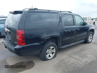 2007 Chevrolet Suburban LT с VIN 1GNFK163X7J201279, выставлен на аукционе IAAI как лот 42459143 с пробегом 166 987 миль миль и . История ставок и продаж доступна на DreamBid. Изображение 4.