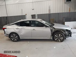 2019 Nissan Altima 2.5 SL with VIN 1N4BL4EV8KC216553, listed as a IAAI auction lot 41365870 with 60,091 mi miles. Bid and sale history available at carsss.com. Image 13.