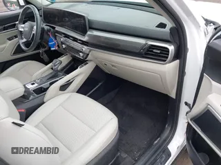2024 Kia Telluride S z VIN 5XYP6DGC8RG535265, wystawiony jako IAAI lot #42514272 z przebiegiem 22 228 mil mil oraz . Historia ofert i sprzedaży dostępna na DreamBid. Obrazek 5.