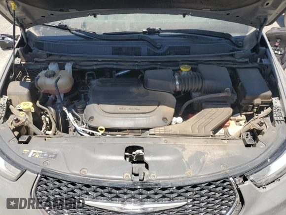 2022 Chrysler Pacifica Touring L with VIN 2C4RC1BG1NR191584, listed as a Copart auction lot 60469305 with 80,094 mi miles and Salvage title. Bid and sale history available at DreamBid. Image 12.