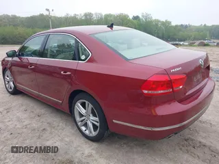 2015 Volkswagen Passat SE с VIN 1VWBV7A3XFC084781, выставлен на аукционе IAAI как лот 42166966 с пробегом 85 109 миль миль и . История ставок и продаж доступна на DreamBid. Изображение 3.