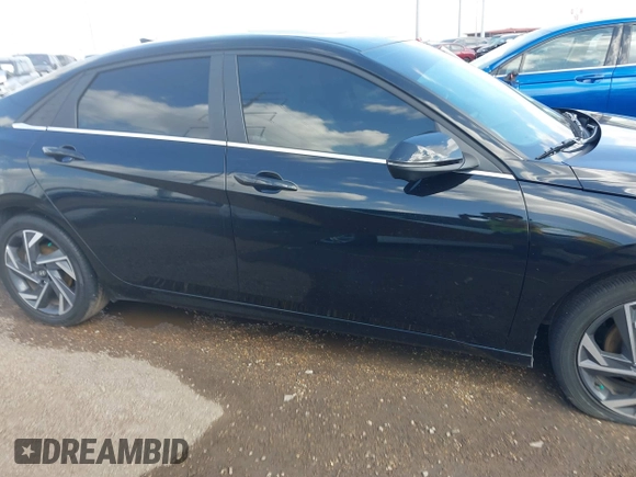 2024 Hyundai Elantra Limited with VIN KMHLP4DG7RU718847, listed as a IAAI auction lot 41506091 with 10,918 mi miles and . Bid and sale history available at DreamBid. Image 13.