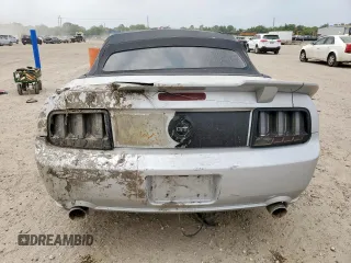 2006 Ford Mustang GT Deluxe with VIN 1ZVFT85H265102410, listed as a Copart auction lot 57847545 with 178,534 mi miles and Salvage title. Bid and sale history available at DreamBid. Image 6.
