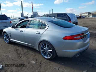 2013 Jaguar XF V6 SC with VIN SAJWJ0EF6D8S81203, listed as a IAAI auction lot 40783947 with 77,727 mi miles. Bid and sale history available at carsss.com. Image 3.