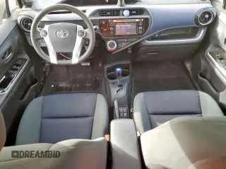 2016 Toyota Prius One z VIN JTDKDTB35G1126560, wystawiony jako Copart lot #53493825 z przebiegiem 50 872 mil mil oraz Czysty tytuł • Clean title. Historia ofert i sprzedaży dostępna na DreamBid. Obrazek 8.