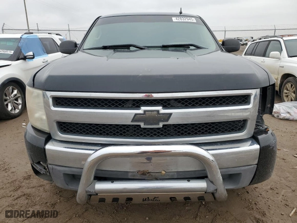2011 Chevrolet Silverado 1500 LS with VIN 3GCPCREA4BG366215, listed as a Copart auction lot 42832945 with 0 mi miles and Salvage Title. Bid and sale history available at carsss.com. Image 5.
