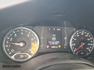 2018 Jeep Renegade Latitude with VIN ZACCJBBB7JPH63035, listed as a Copart auction lot 45544115 with 106,681 mi miles and Salvage Title. Bid and sale history available at carsss.com. Image 9.