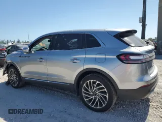 2020 Lincoln Nautilus Reserve z VIN 2LMPJ8KP8LBL09254, wystawiony jako Copart lot #53608305 z przebiegiem 26 593 mil mil oraz Nie do naprawy • Non repairable. Historia ofert i sprzedaży dostępna na DreamBid. Obrazek 2.