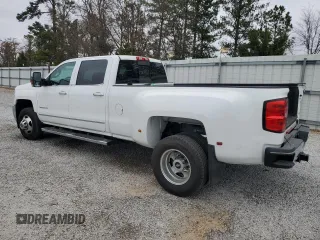 2015 Chevrolet Silverado 3500HD LTZ with VIN 1GC4K0C8XFF573426, listed as a Copart auction lot 85896784 with 104,104 mi miles and Salvage Title. Bid and sale history available at DreamBid. Image 3.