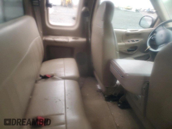 1997 Ford F-150 XL with VIN 1FTDX18W6VKC64721, listed as a Copart auction lot 57935585 with 180,222 mi miles and Clean title. Bid and sale history available at DreamBid. Image 10.