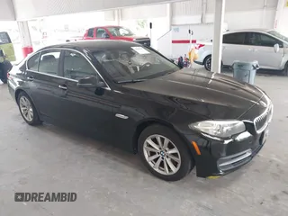 2014 BMW 5 Series 528i xDrive z VIN WBA5A7C54ED620012, wystawiony jako IAAI lot #42400047 z przebiegiem 119 151 mil mil oraz . Historia ofert i sprzedaży dostępna na DreamBid. Obrazek 1.
