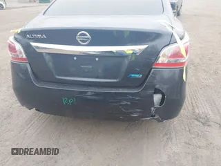 2014 Nissan Altima 2.5 S with VIN 1N4AL3AP0EC135046, listed as a IAAI auction lot 41779259 with 84,724 mi miles. Bid and sale history available at carsss.com. Image 6.