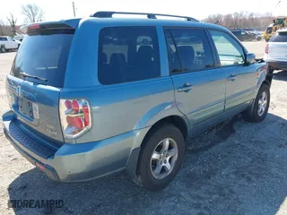 2006 Honda Pilot EX-L with RES with VIN 2HKYF18626H505792, listed as a IAAI auction lot 41861686 with 180,551 mi miles. Bid and sale history available at carsss.com. Image 4.