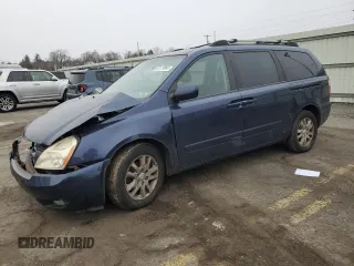 2008 Kia Sedona EX with VIN KNDMB233X86204312, listed as a Copart auction lot 87174884 with 0 mi miles and Salvage Title. Bid and sale history available at carsss.com. Image 1.