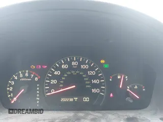 2003 Honda Accord LX z VIN 1HGCM56363A140358, wystawiony jako IAAI lot #42365056 z przebiegiem 202 238 mil mil oraz . Historia ofert i sprzedaży dostępna na DreamBid. Obrazek 7.