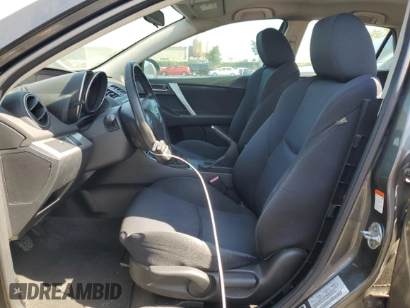 2011 Mazda 3 S Sport z VIN JM1BL1K59B1376286, wystawiony jako Copart lot #59350725 z przebiegiem 156 984 mil mil oraz Czysty tytuł • Clean title. Historia ofert i sprzedaży dostępna na DreamBid. Obrazek 7.